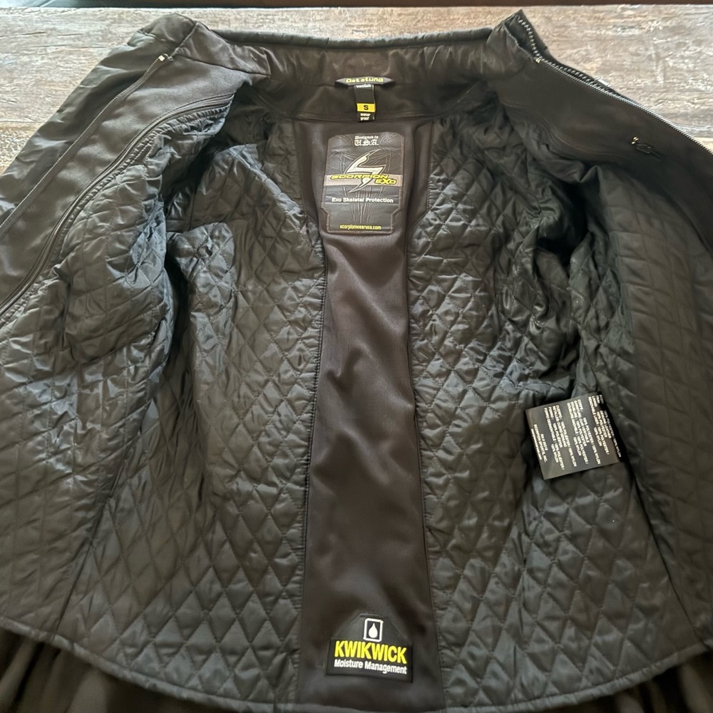 Scorpion Exo Skeletal Riding Jacket - Picture 6 of 6